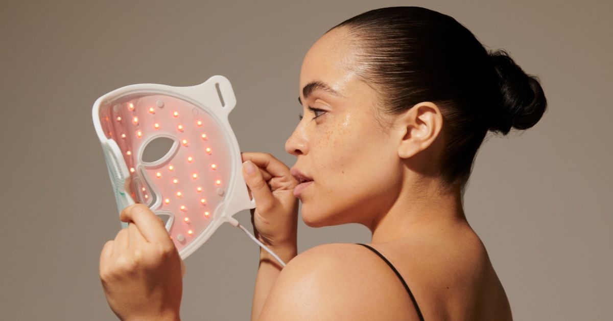Omnilux Clear and Contour Face range pair, the LED mask product family