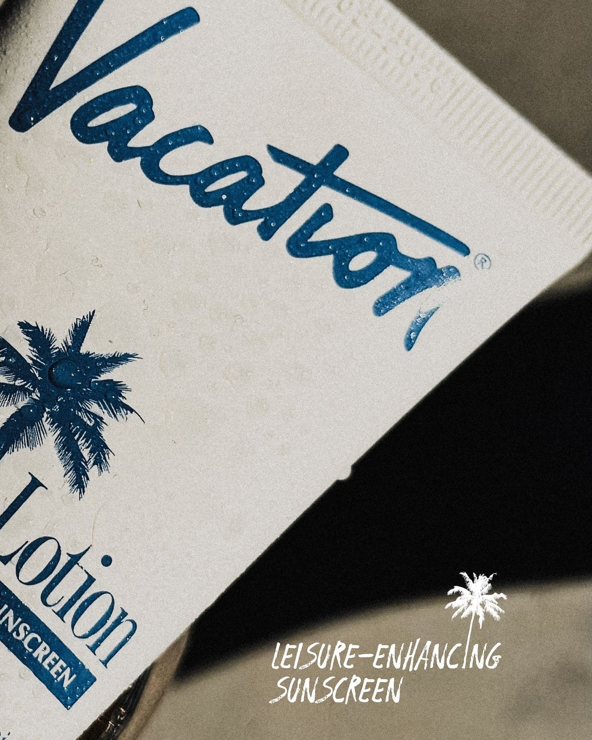 Vacation Classic Lotion SPF 30, wordmark macro