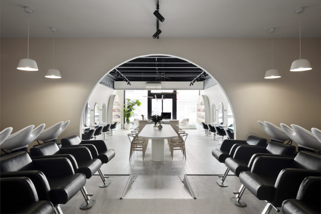 BODA Hair Boutique, arched mirror interior