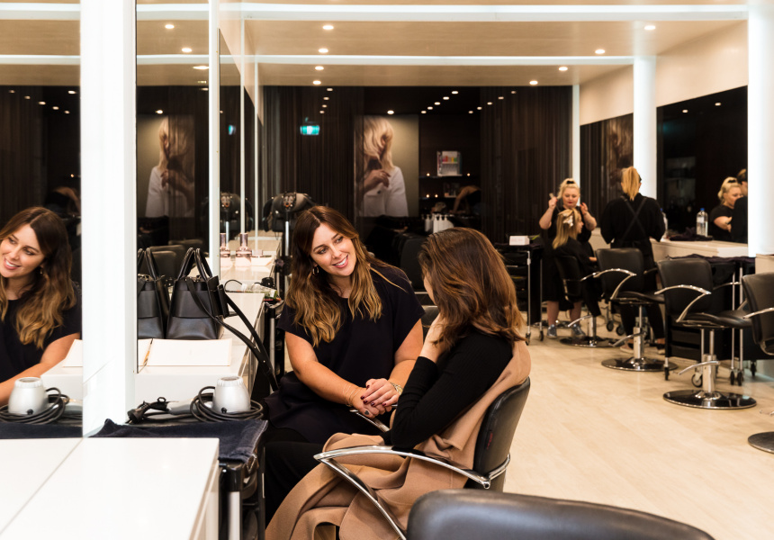 Paloma Salon, editorial in-chair consultation
